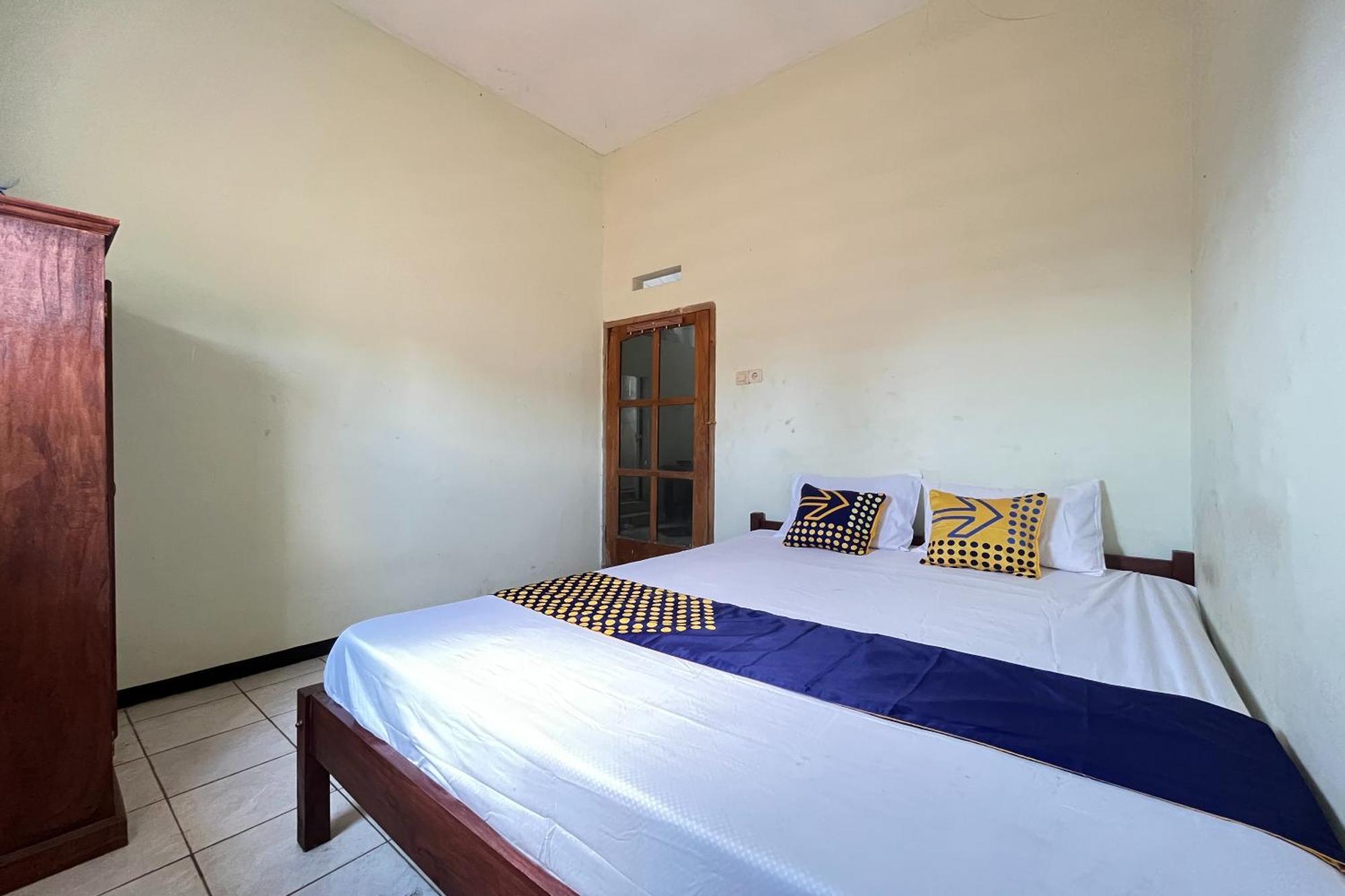 Spot On 93423 Kost Berkah Near Kebun Teh Wonosari Hotel Lawang Buitenkant foto